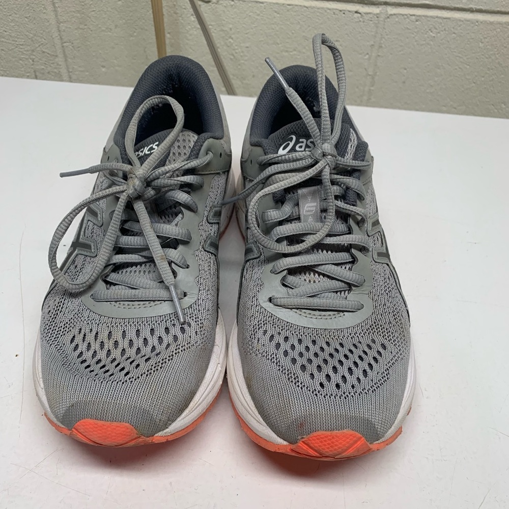 ASICS tennis shoes